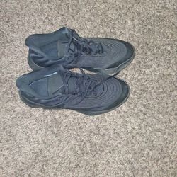 Gannis, Size 10.5, Black 