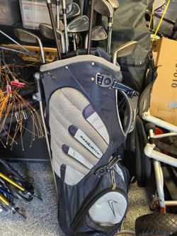 Nike Golf Bag & Mixed Set of Clubs Left Handed