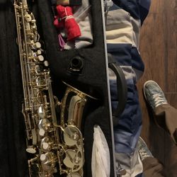 Estude Alto Saxophone 