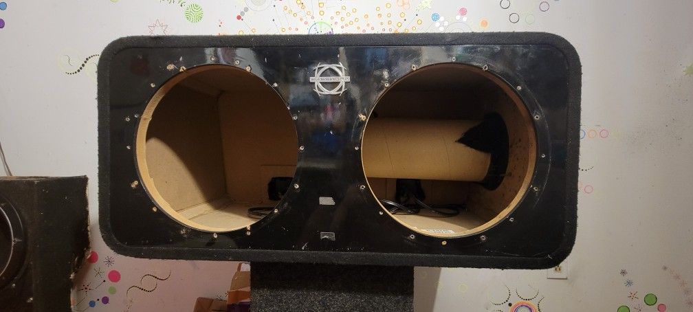 Dual 12" Sub Box