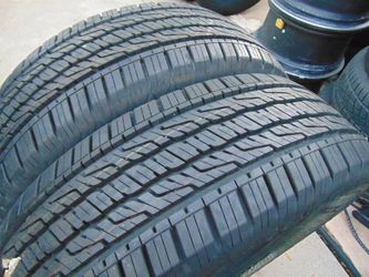 2 New Old Stock 265 70 17 General Grabber STX2 4PLY Tires  Date 2021