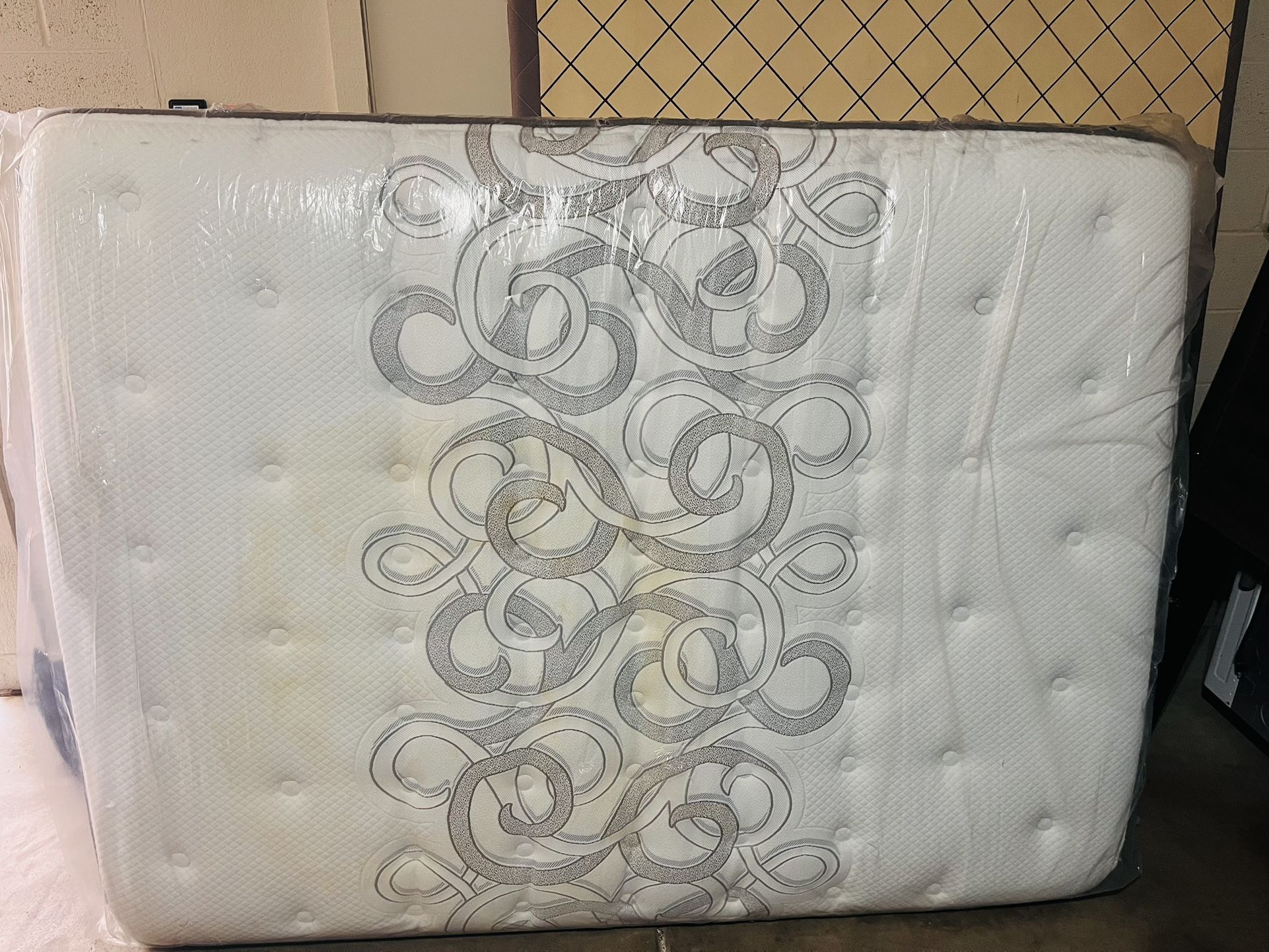 Queen Mattress And Box Spring