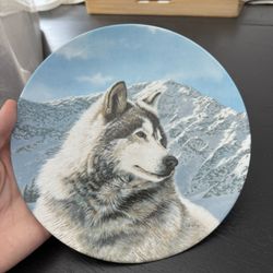 Wolf Plate