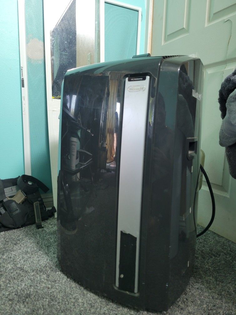 De'Longhi Portable Air Conditioner 