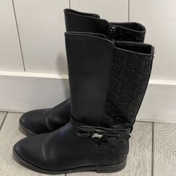 Boots Size4