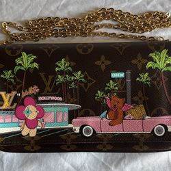 Louis Vuitton Pochette AUTHENTIC