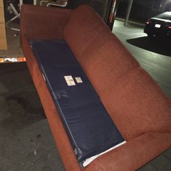 Pull Out Couch 