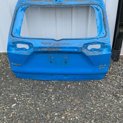 2019 Rav4 XLE back door four hours repair time