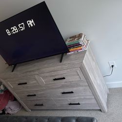 6 Drawer Dresser