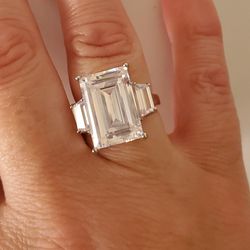 Sterling Silver Emerald Cut Cubic Zirconia Ring Size 6
