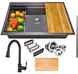 Undermount 32-in x 18-in Stainless steel Single bowl Workstation Kitchen Sink All-in-One Kit