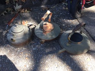 Vintage copper tea pots all for 30 Firm