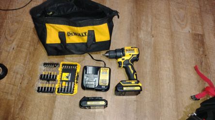DeWalt 20v atomic drill driver kit