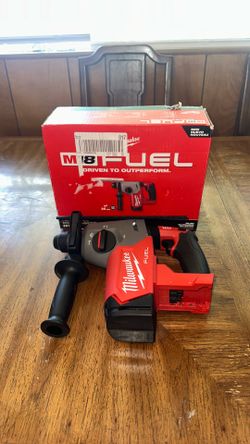 Milwaukee M18 1 in. SDS-Plus Rotary Hammer