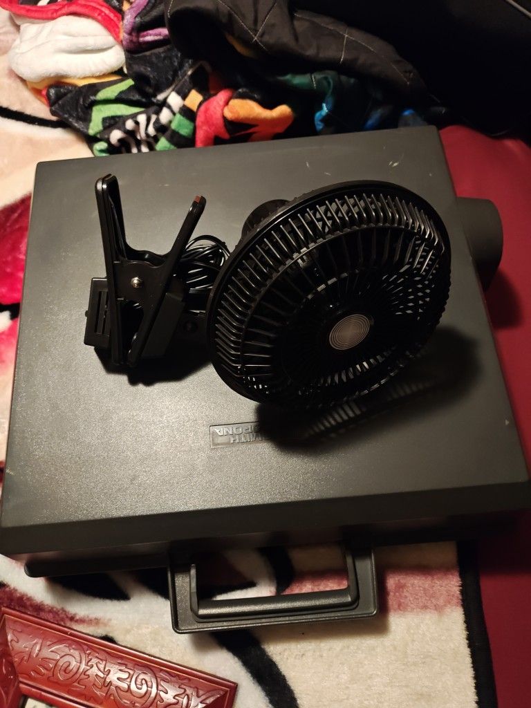 12 VOLT TABLE/BED SIDE FAN