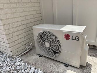 NEW LG DUALCOOL 12,000 BTU Wi-Fi Mini Split AC & Heat Pump 115V – Inverter – Sealed