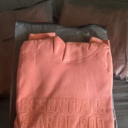 Essential Hoodie 