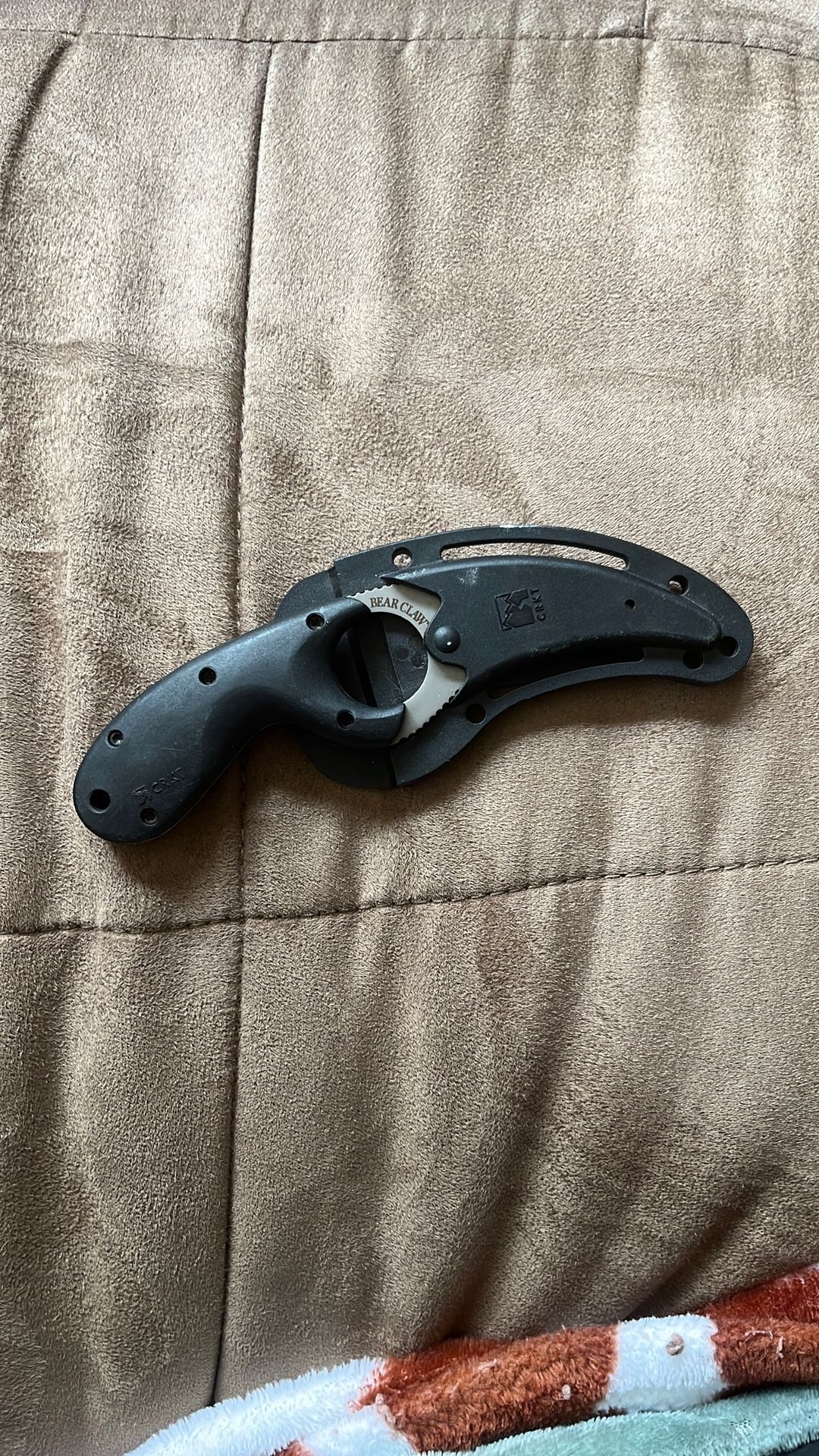 Bear Claw River Knife
