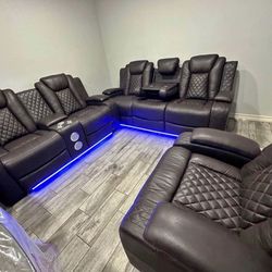 3 Pz Piel Sofá con mesa desplegable con portavasos y plataforma de carga para teléfonos inteligentes Compartimentos de almacenamiento en cada brazo. L