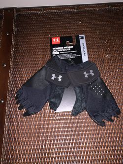 Women's UA Training Gloves