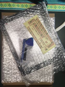 Brand new replacement screen for an iPad 2 generation