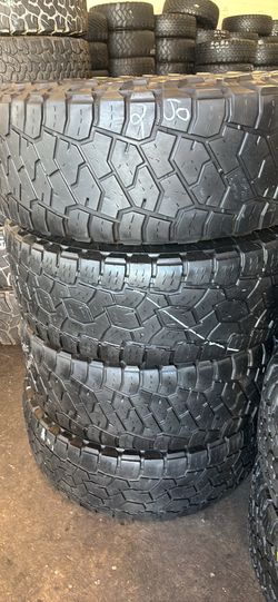 35/12.50/17 Toyo Tires