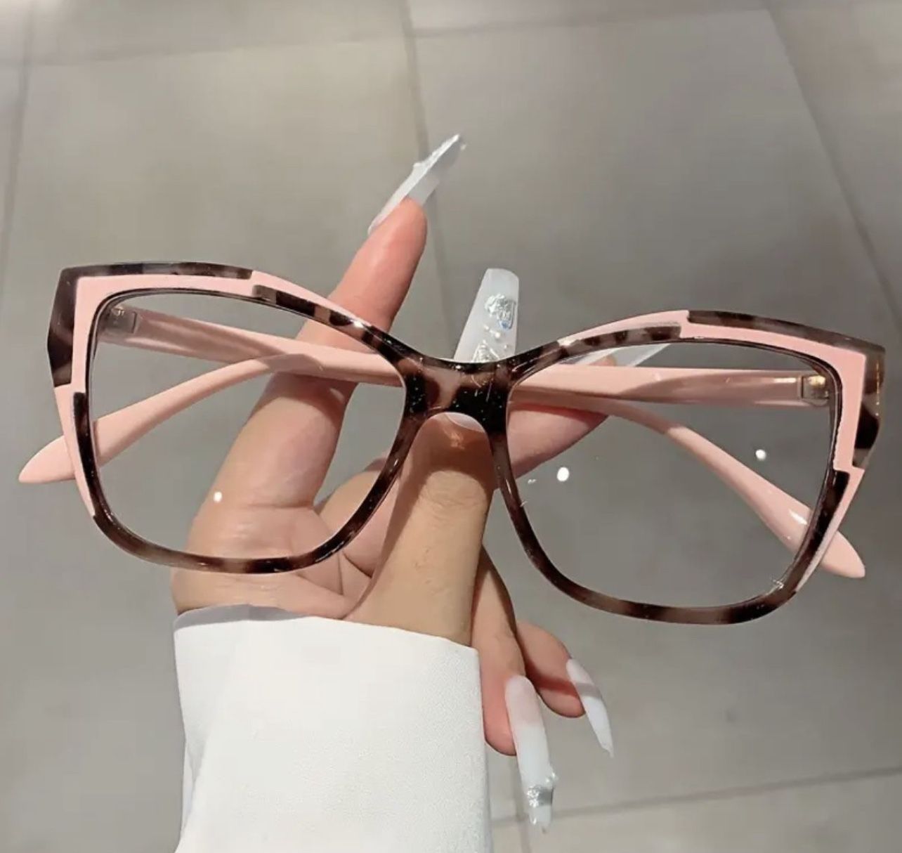 Fashionable Cat Eye Pink Leopard Block Clear Lens Glasses For Women - Perfect For Computer Use And Eye Protection 