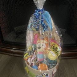 Blue Easter basket 🧺🐇🐣