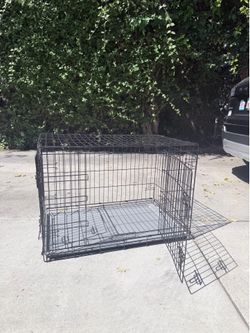Dog crate