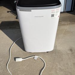 Frigidaire 3-in-1 Portable Room Air Conditioner $200