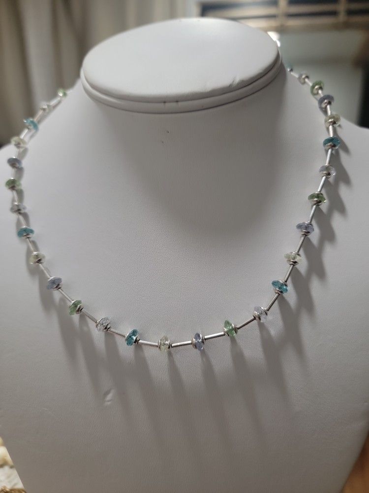 Necklece