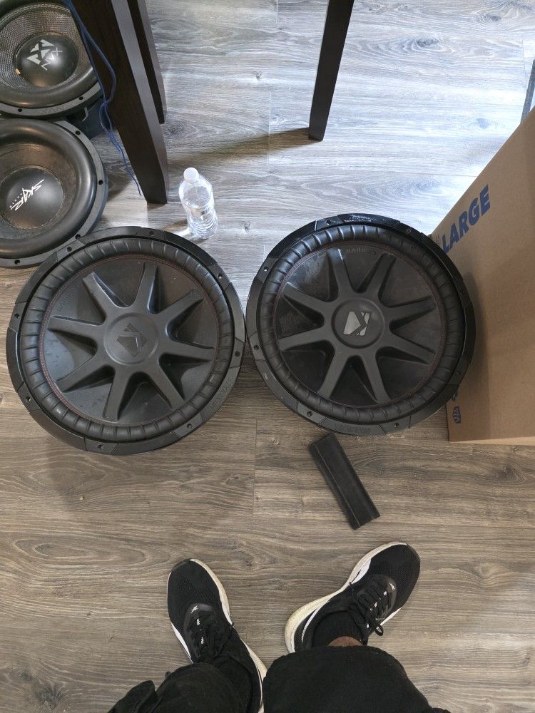 Kicker compvr 2 15 dual 4 ohm