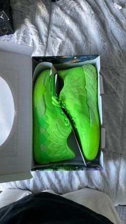 MB1 Lo Lamelo Ball basketball shoes