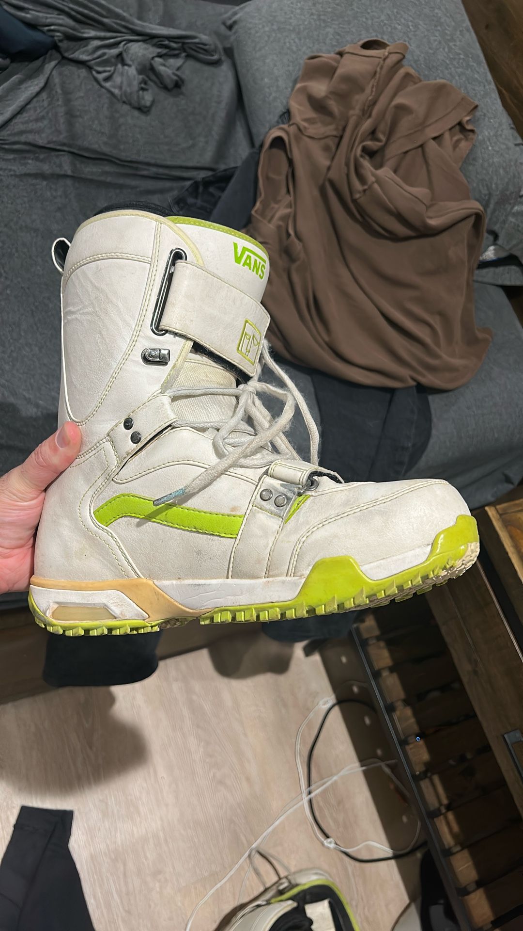 Vans Size 12 Men’s Snowboard Shoes