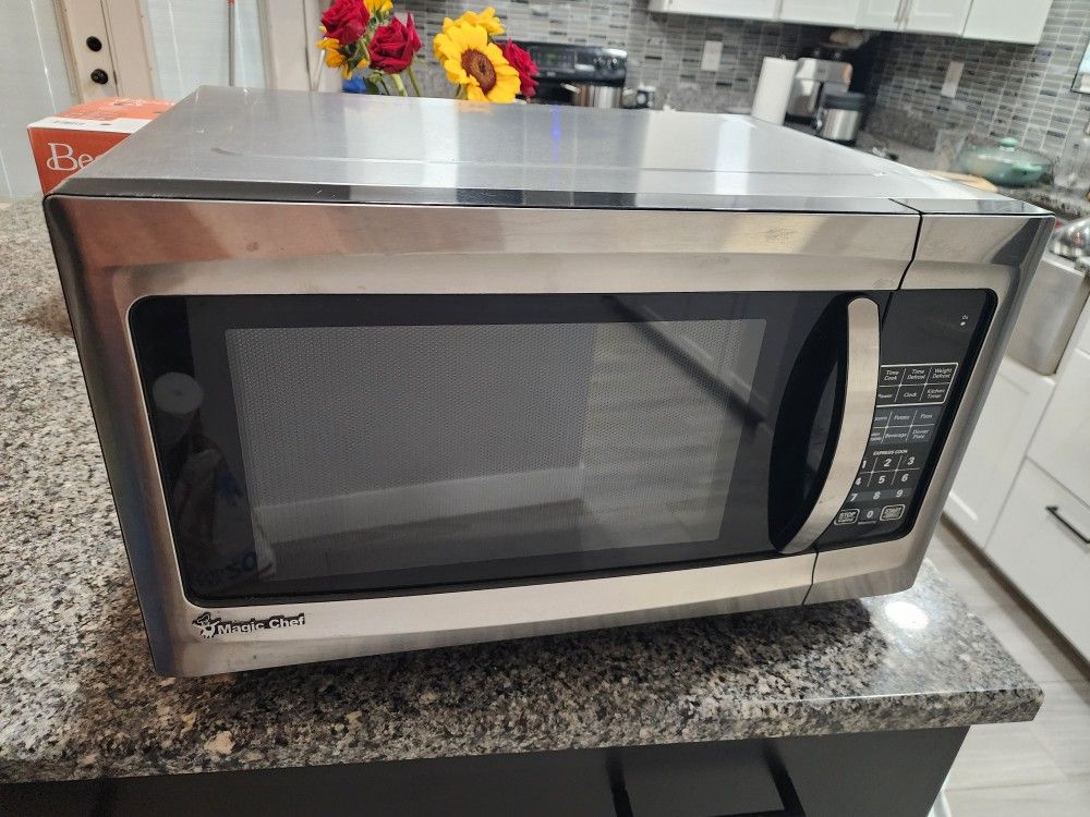 Magic Chef Microwave