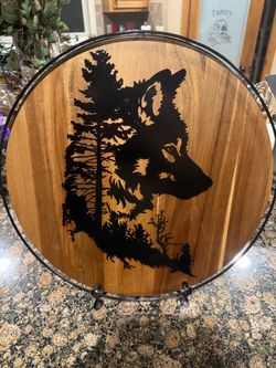 Beautiful wolf decor