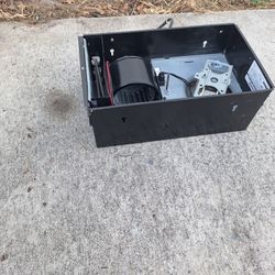 Broan 70 CFM Fan/ 1300W Heater