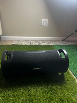 Sony- ULT Field 7 Wireless speaker- Black
