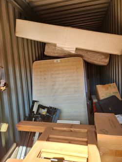 Full size mattress