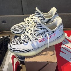 yeezy 350 zebra size 8