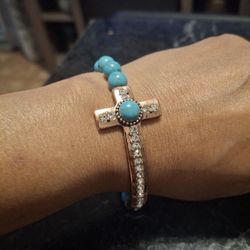 Cross Beaded Stretchable Bracelet 