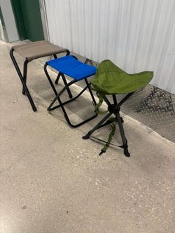 Mountaineering Tri-Leg Stool in cactus green, featuring a durable 600D polyester fabric seat and a powder-coated steel frame.