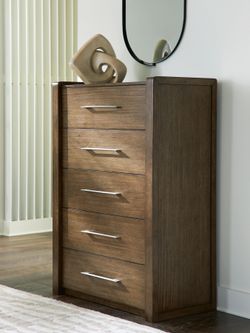 Marxmore Brown Chest of Drawers