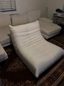 White Fluffy Bean Bag seat