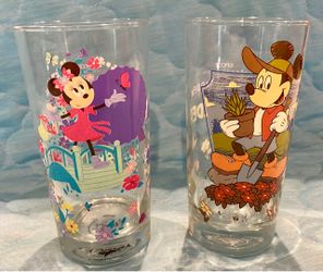 Disney Parks EPCOT International Flower and Garden Festival 2021 Annual Passholder Drinking Glasses Matching Set of 2 Mickey and Minnie Mouse