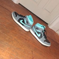 Air Jordan 1, Size 11, Gray/Blue/Black 