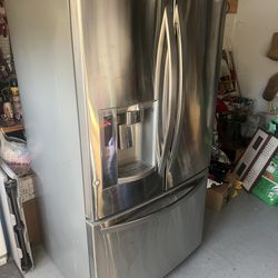 LG refrigerator 