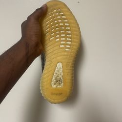 Yeezy 350 Size 9.5