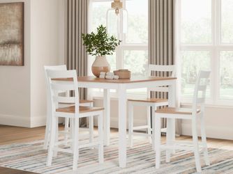 Dining Table w 4 chairs