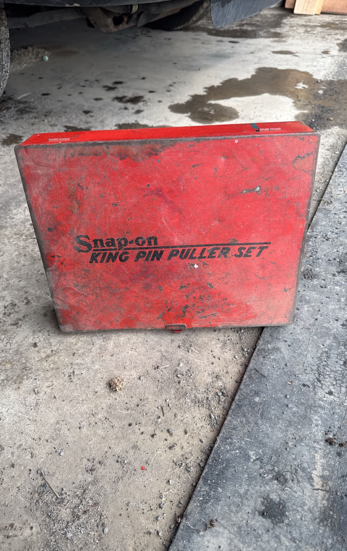 Vintage snap On King Pin Puller Metal Box Empty